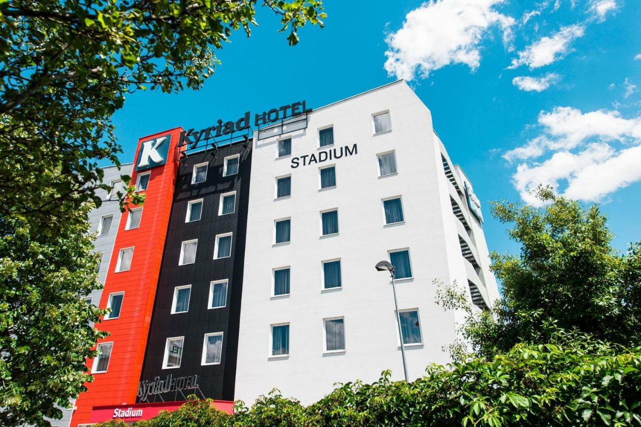 Kyriad Lyon Est Stadium Eurexpo Meyzieu Exteriör bild
