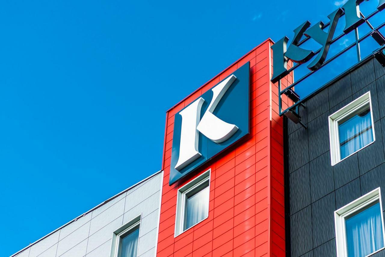 Kyriad Lyon Est Stadium Eurexpo Meyzieu Exteriör bild